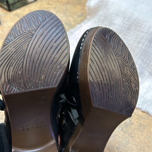 Dansko Deni Black Fringed Platform Clogs - Picture 11 of 12